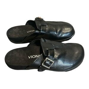 Vionic Mallory Clog Black Embossed Slip-on Mule Women’s Size 6